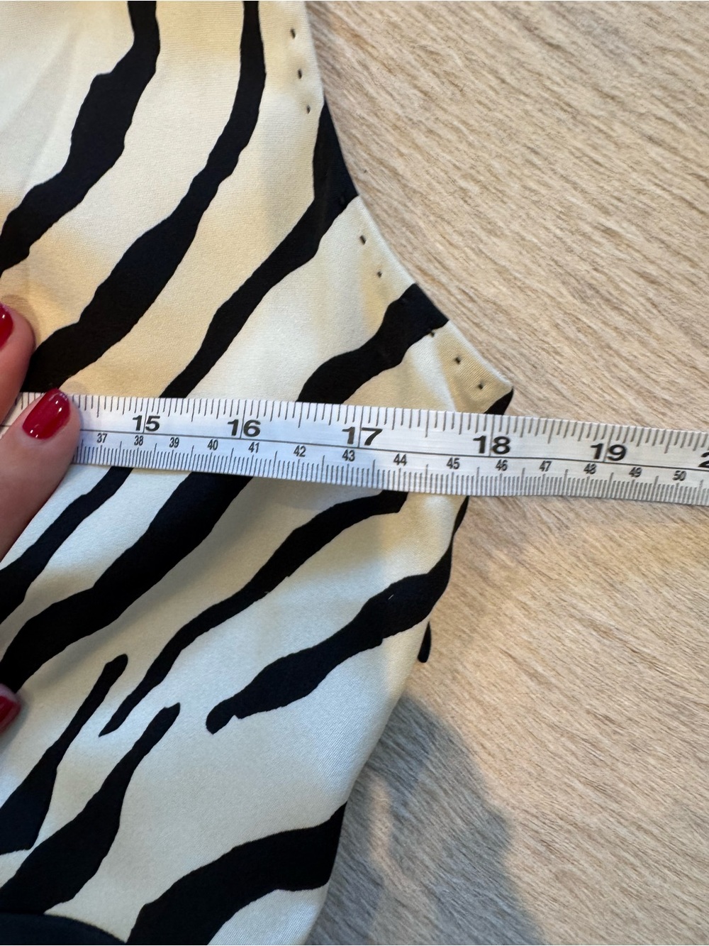 Elie Tahari 95% Silk Zebra Print Midi Dress Estimated Size 8 - Picture 7 of 10